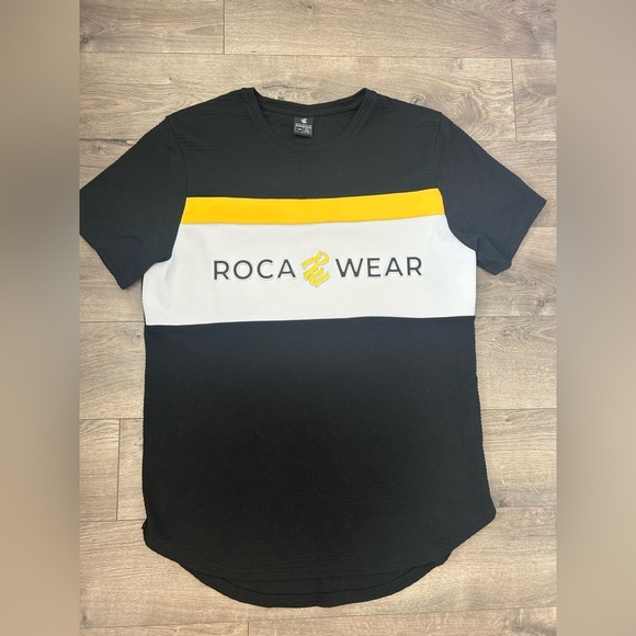 Rocawear Ribbed Short Sleeve Tee with Raised Logo - Picture 1 of 4